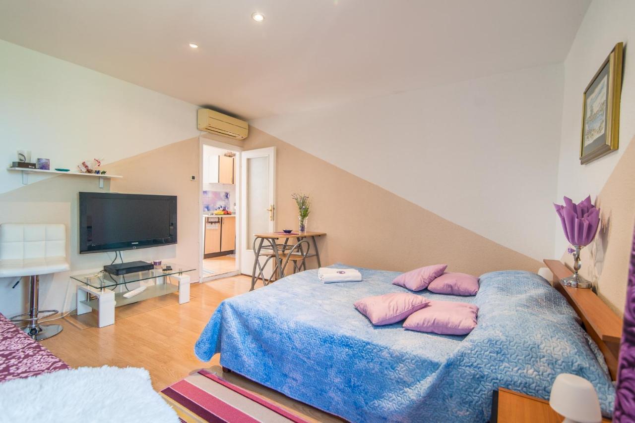 Studio Marley โรวีน ภายนอก รูปภาพ